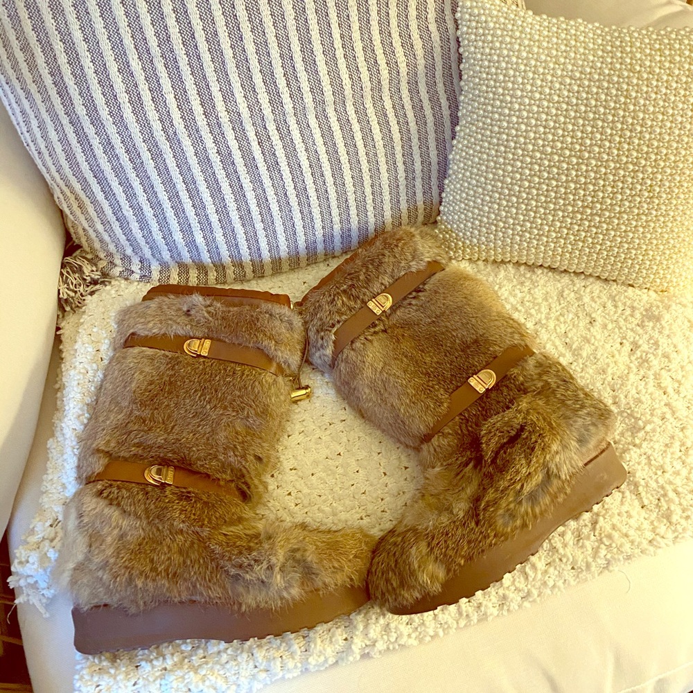Tory Burch Fur Boots - NEVER WORN - NWOT